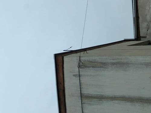 Petőfi iskola uszodája, Aszód, villámhárító kábelezés